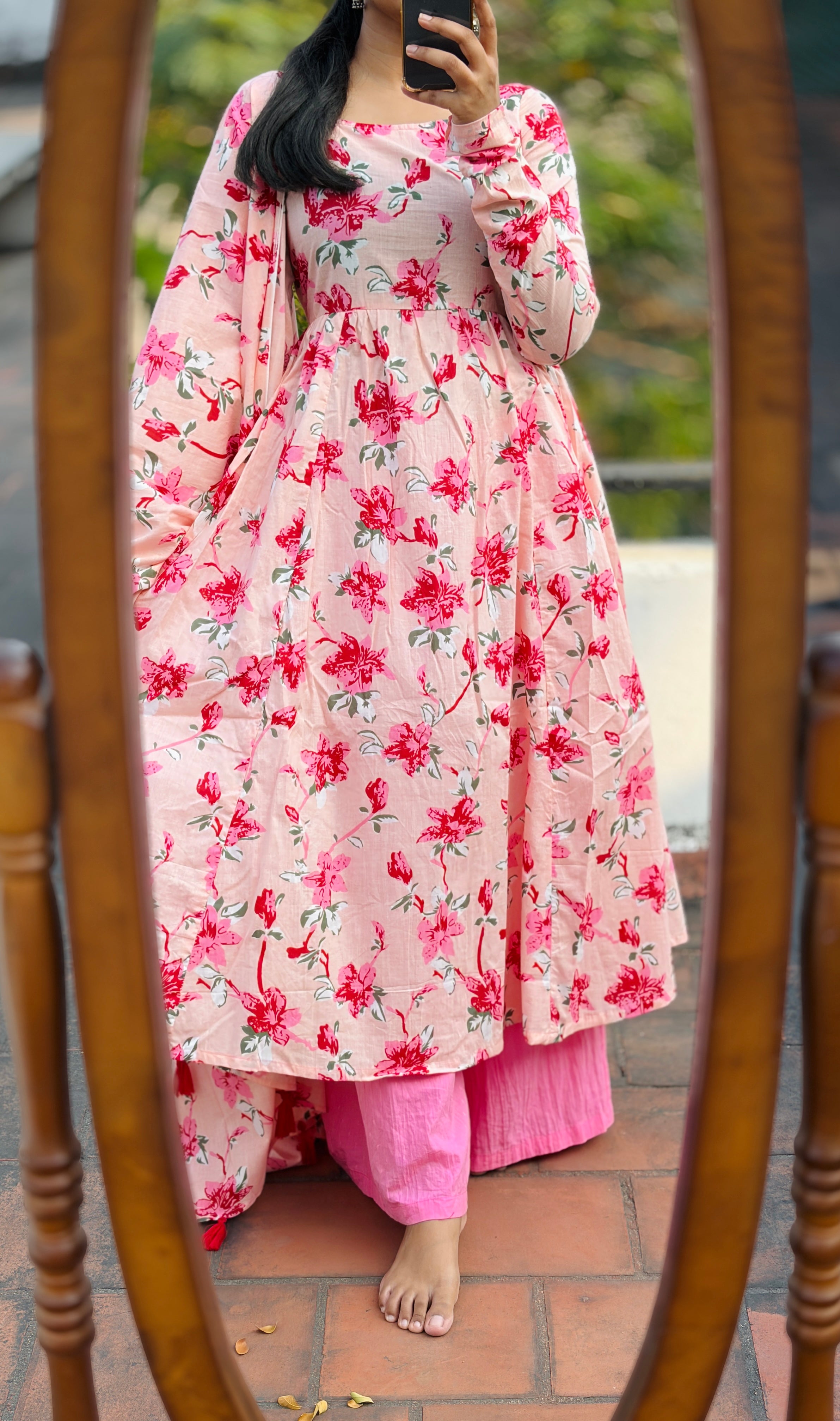 Anarkali with dhupatta (Bottom not included)